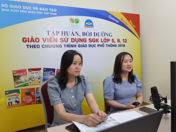 Hoàn thành tập huấn giáo viên, dành hàng tỷ đồng cho “Tủ SGK dùng chung” -0