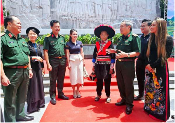 “Về nơi khởi nguồn”: Tiếp nối hành trình tri ân các anh hùng dân tộc, khẳng định niềm tự hào của đất nước -0