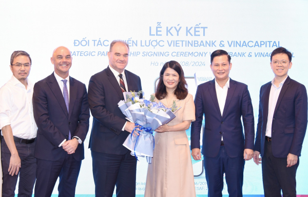 VietinBank và VinaCapital ký kết hợp tác chiến lược -0