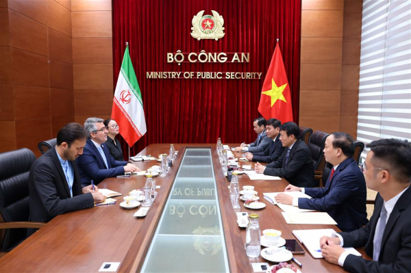  Vietnam, Iran promote security and law enforcement cooperation -0