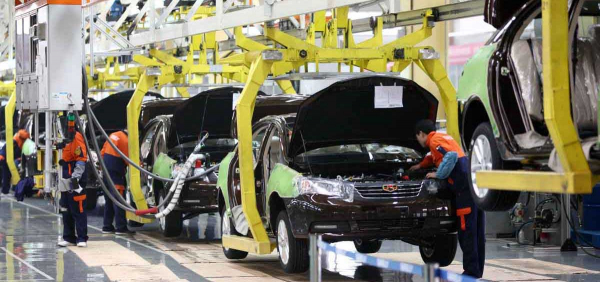 Từ 1/9: Giảm 50% lệ phí trước bạ ô tô sản xuất trong nước -0