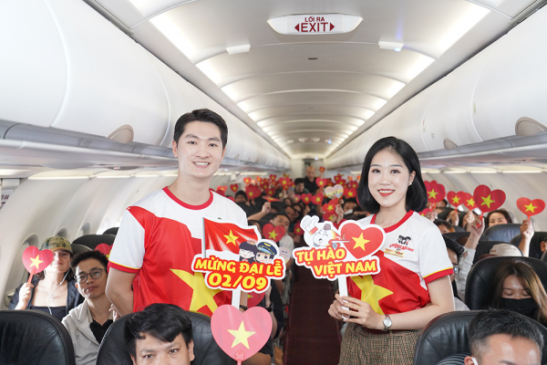 Muôn ánh sao vàng rộn ràng trên những chuyến bay Vietjet dịp kỷ niệm Quốc khánh 2/9 -0