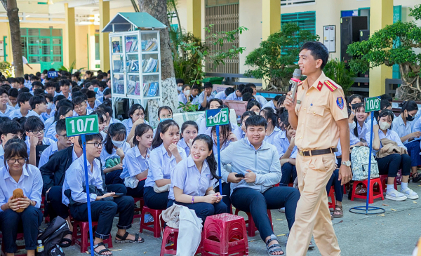 Nhiều nét mới trong đảm bảo an toàn giao thông vùng giáp ranh -0