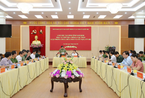 Đoàn khảo sát của Ủy ban Quốc phòng và An ninh Quốc hội làm việc với tỉnh Nam Định -0