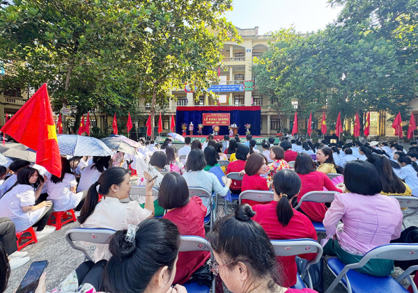 Công an tỉnh Lào Cai tặng 180 xe đạp cho học sinh có hoàn cảnh khó khăn -0