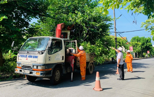 EVNNPC sẵn sàng các phương án phòng chống bão Yagi -1