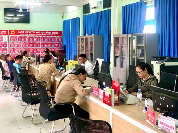 Sơn Hòa nâng cao hiệu lực, hiệu quả quản lý nhà nước từ cải cách hành chính -0