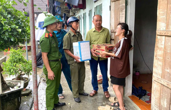 Hà Nam: Công an các địa phương ứng phó với bão số 3 -2