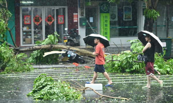 Siêu bão Yagi càn quét Trung Quốc khiến 2 người chết, 92 người bị thương -0