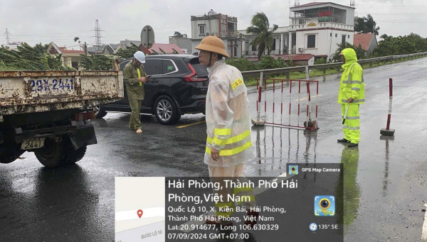 Thông tin mới nhất về giao thông trong bão số 3:  Các tuyến quốc lộ chưa xảy ra hiện tượng ngập úng hay sạt lở taluy âm, taluy dương. -0