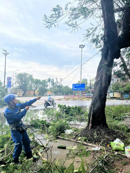 VNPT triển khai nhiều biện pháp phòng, chống bão và hỗ trợ người dân chịu ảnh hưởng của bão Yagi -2