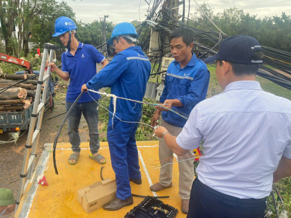 VNPT triển khai nhiều biện pháp phòng, chống bão và hỗ trợ người dân chịu ảnh hưởng của bão Yagi -7