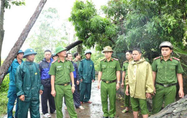 Công an tỉnh Hà Nam kiểm tra công tác khắc phục thiệt hại bão số 3 -1