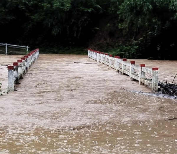 Lạng Sơn: Sáng nay hồ Bản Lài bắt đầu xả lũ -2