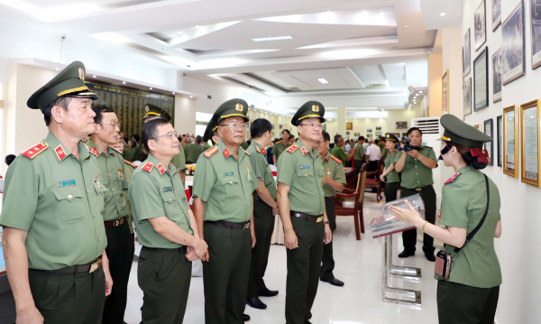 Gặp mặt Kỷ niệm 40 năm thắng lợi  Kế hoạch phản gián CM12 và Chuyên án ĐN10 -0