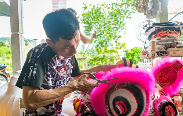 Nghề làm đầu lân xứ Cố Đô -0