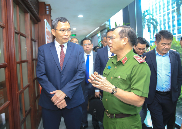Triển khai hiệu quả dự án “Xây dựng hệ thống quản lý dân cư và căn cước công dân” tại Lào -1