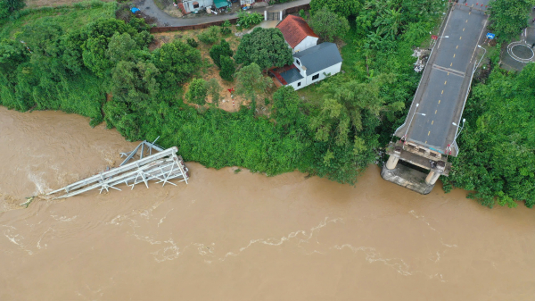 Đề xuất xây dựng cầu Phong Châu mới trong năm 2024, hoàn thành năm 2025 -0