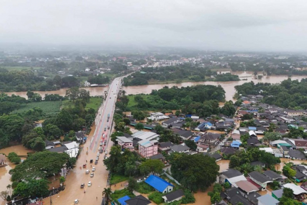 Thái Lan chìm trong mưa lũ, chuẩn bị kịch bản 