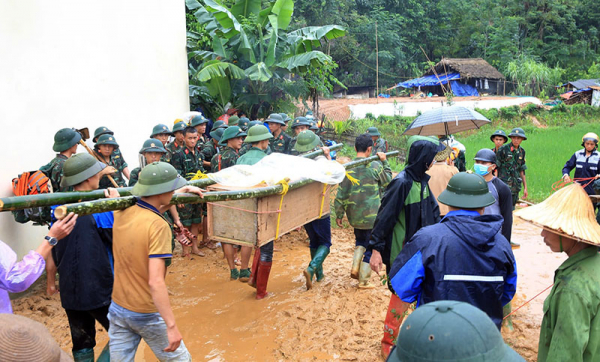 Tường thuật của phóng viên Báo CAND từ hiện trường vụ lũ quét kinh hoàng ở Làng Nủ -0