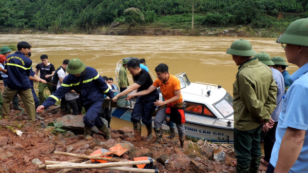 Công an tỉnh Lào Cai tiếp tục nỗ lực cứu nạn khu vực sạt lở tại thôn Nậm Tông -1