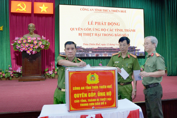 Công an Thừa Thiên Huế phát động ủng hộ nhân dân bị thiệt hại do cơn bão số 3 -0