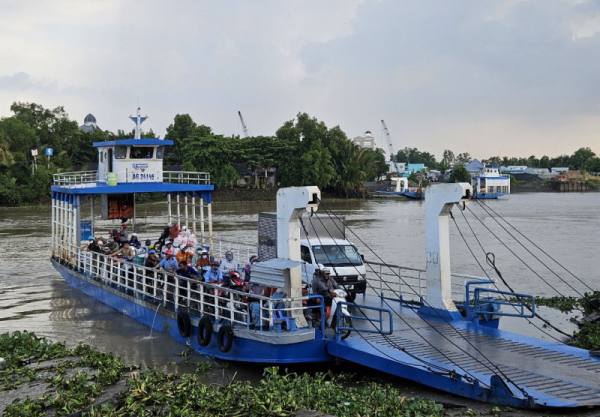 Bến phà được đấu giá quyền khai thác cho nguồn thu cao, không đấu giá có mức thu thấp -0