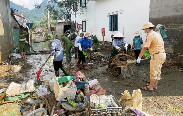 Tập trung huy động nhân lực hỗ trợ dân khắc phục hậu quả thiên tai -0