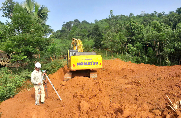 Bắt đầu xây dựng khu tạm định cư cho người dân Làng Nủ -0