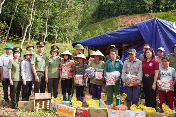 Đoàn Thanh niên, Hội phụ nữ và Công đoàn CAND tiếp tục đồng hành cùng nhân dân và CBCS khắc phục hậu quả thiên tai -0