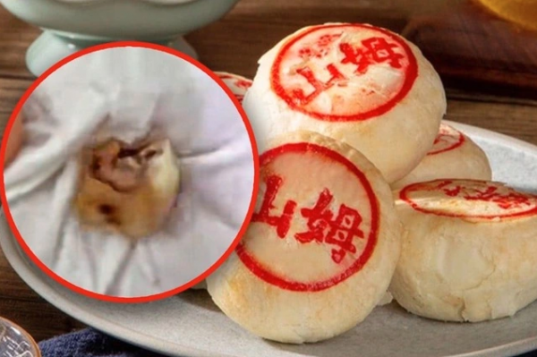 Bánh trung thu nhân… răng -0