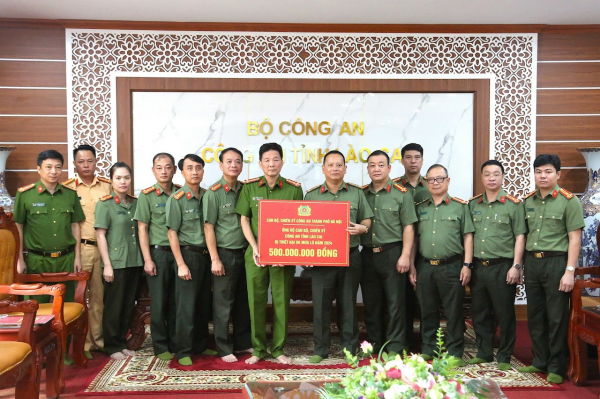 Công an TP Hà Nội thăm hỏi, lực lượng Công an các tỉnh bị thiệt hại do cơn bão số 3 -1