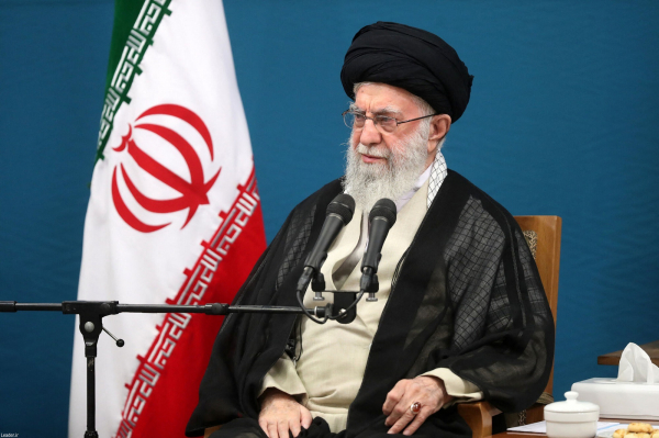 Lãnh tụ tối cao Iran được sơ tán đến nơi an toàn sau vụ thủ lĩnh Hezbollah bị tiêu diệt -0