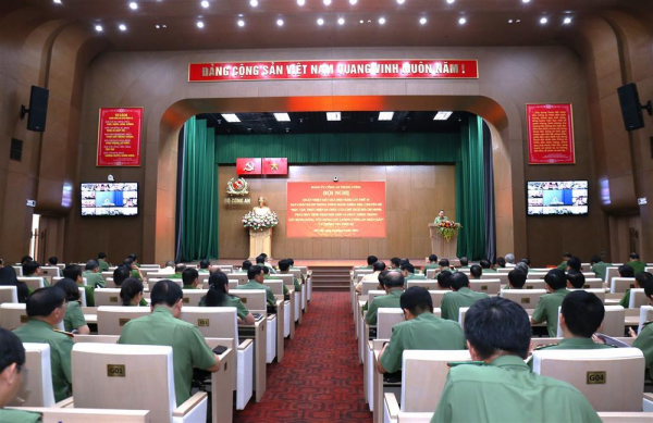 Public Security Central Party Committee briefs outcomes of 13th Party Central Committee's 10th session -0