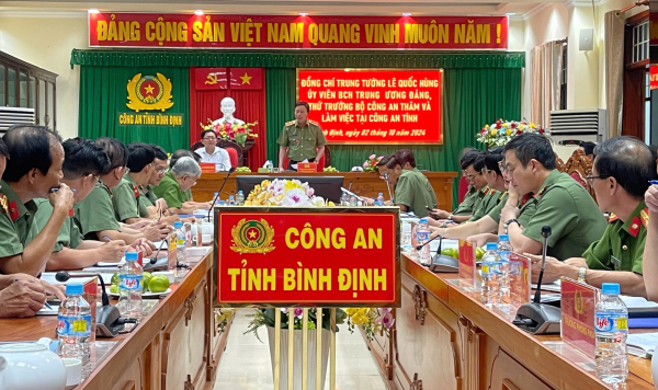 Thứ trưởng Lê Quốc Hùng làm việc với Công an tỉnh Bình Định -0