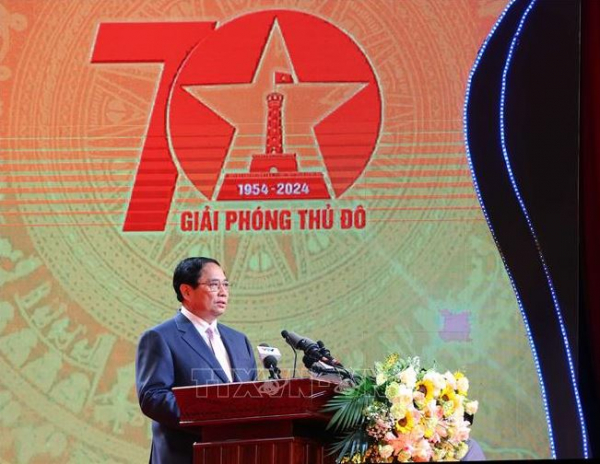 Vinh danh 10 'Công dân Thủ đô ưu tú' và tuyên dương 70 điển hình tiên tiến -0