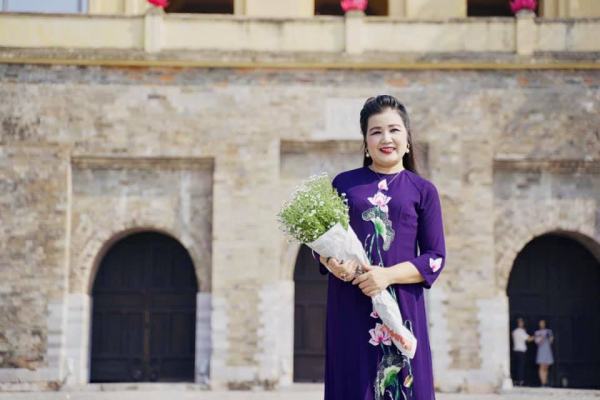 NSND Lệ Ngọc: Sân khấu là lẽ sống của đời tôi! -0