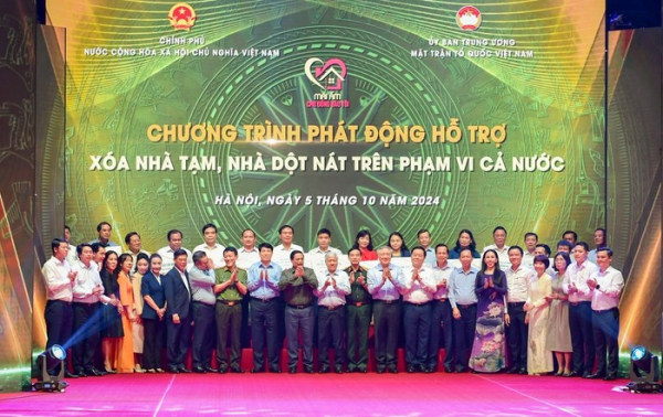 BIDV ủng hộ 100 tỷ đồng chung tay xóa nhà tạm, nhà dột nát -0