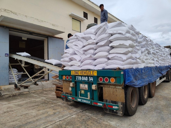 Gần 91,5 nghìn tấn gạo đã đến tay học sinh, người nghèo -0
