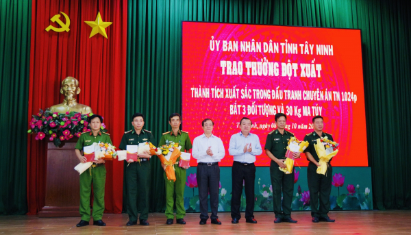 Triệt phá nhiều đường dây ma túy trên tuyến biên giới -0