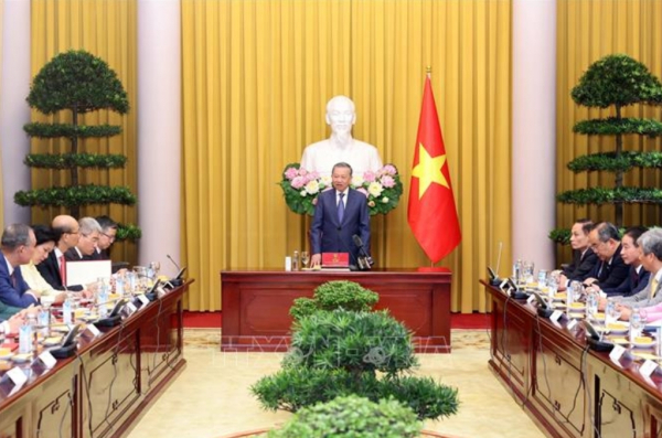 Tổng Bí thư, Chủ tịch nước Tô Lâm trao quyết định bổ nhiệm Đại sứ Việt Nam tại các nước -0