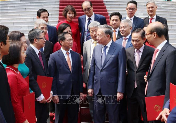 Tổng Bí thư, Chủ tịch nước Tô Lâm trao quyết định bổ nhiệm Đại sứ Việt Nam tại các nước -0