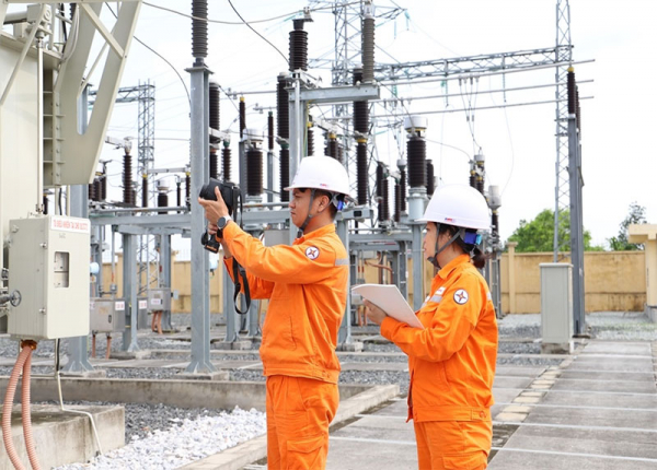 9 tháng, điện thương phẩm của EVNNPC đạt 74,649 tỷ kWh -0