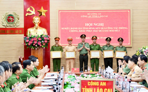 Công an tỉnh Lào Cai sơ kết công tác phòng, chống khắc phục hậu quả sau bão số 3 -0