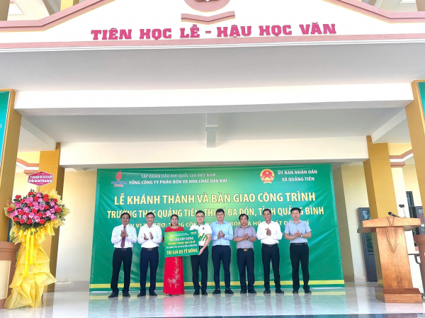 PVFCCo đồng hành cùng sự phát triển giáo dục -0