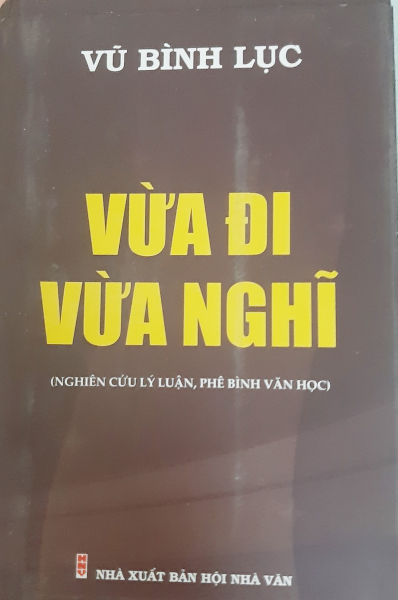 bìa cuốn sách vừa đi vừa nghĩ của nhà thơ vũ bình lục.jpg -0