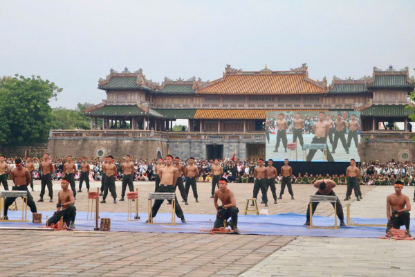 Mãn nhãn với những màn trình diễn ấn tượng tại khai mạc Đại hội Khỏe Vì An ninh Tổ quốc -0