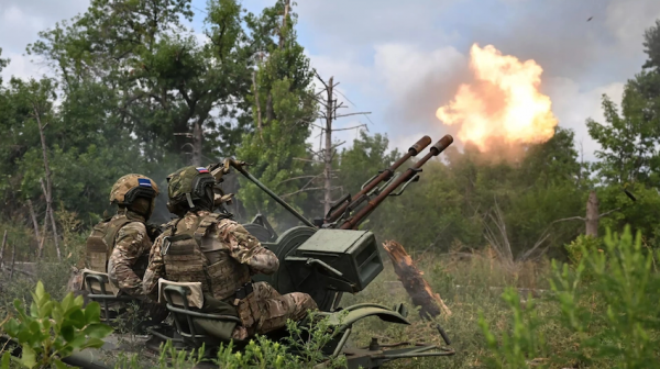 Nga tiến công dồn dập, phòng tuyến Ukraine tại Donbass có nguy cơ sụp đổ -0