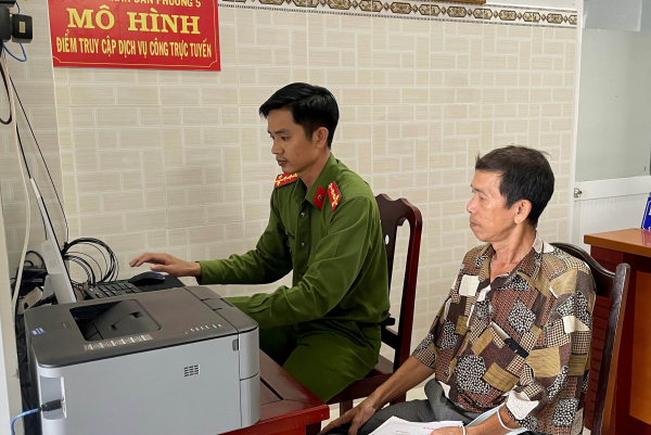 Nâng cao chất lượng dịch vụ công trực tuyến giải quyết thủ tục hành chính -0