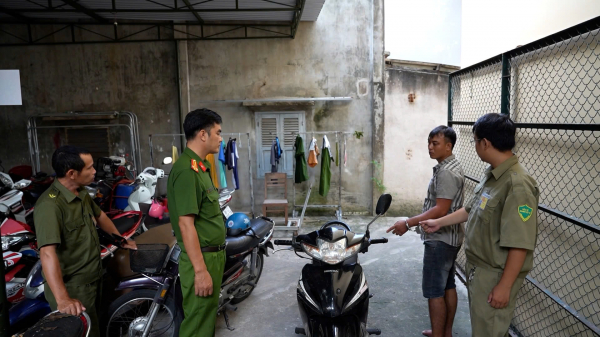 Nguyên chiến sĩ nghĩa vụ Công an dũng cảm bắt tên trộm xe máy -0